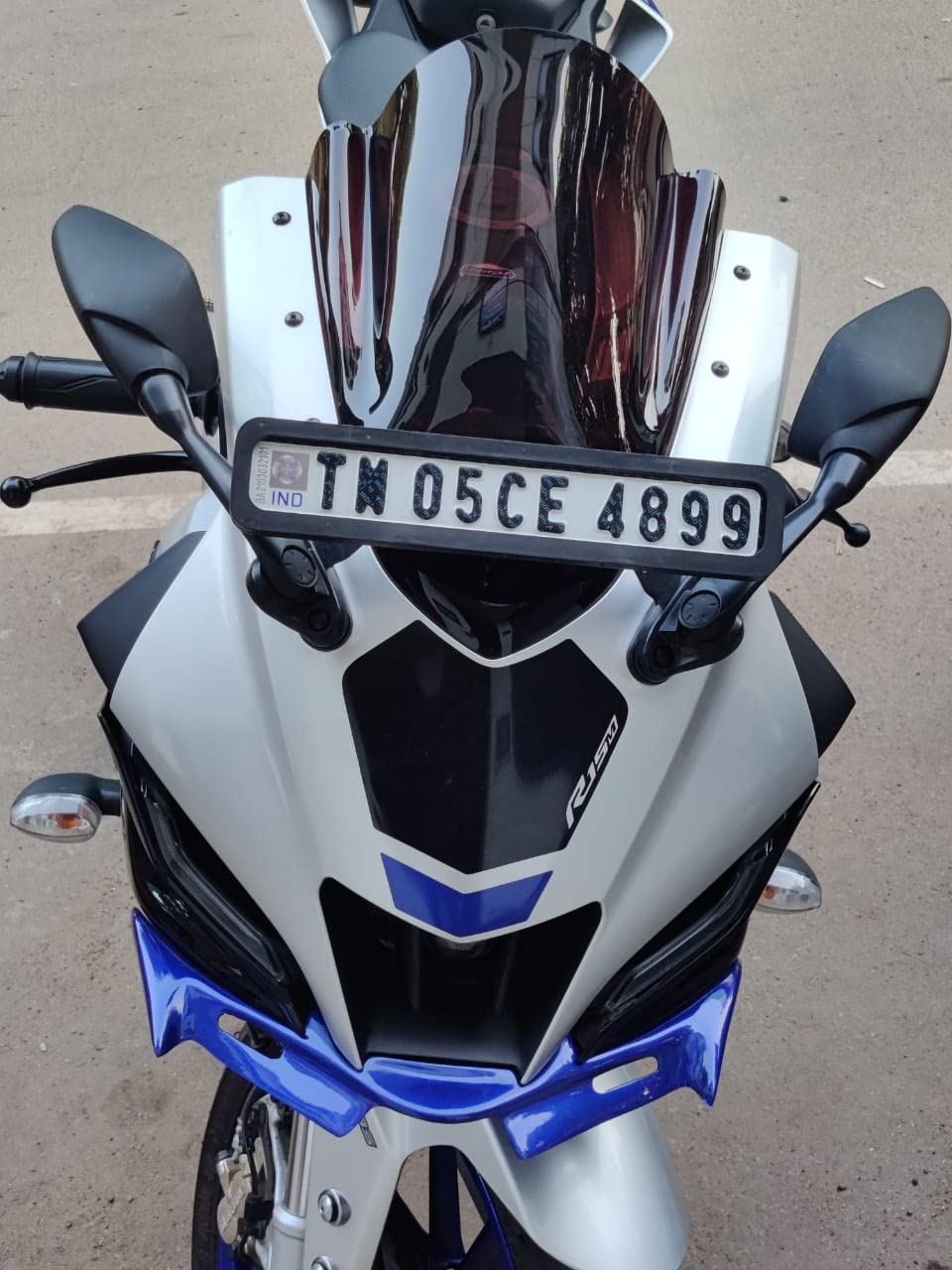 YAMAHA R15 V4 BOLT VISOR (R1 MODEL)