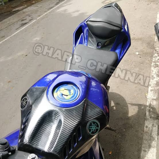 YAMAHA R15 V2 SINGLE PIECE TAIL KIT R1 MODEL