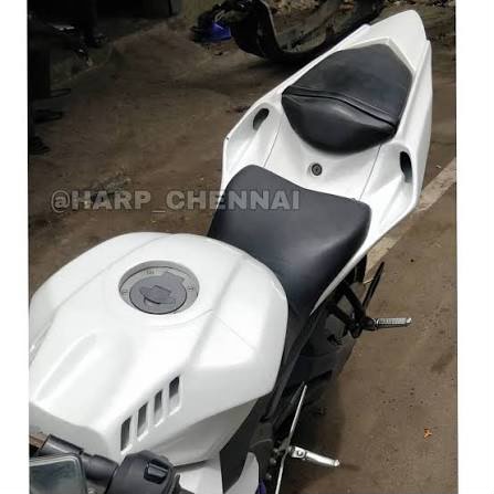 YAMAHA R15 V2 SINGLE PIECE TAIL KIT R1 MODEL WITH LOCK PANEL